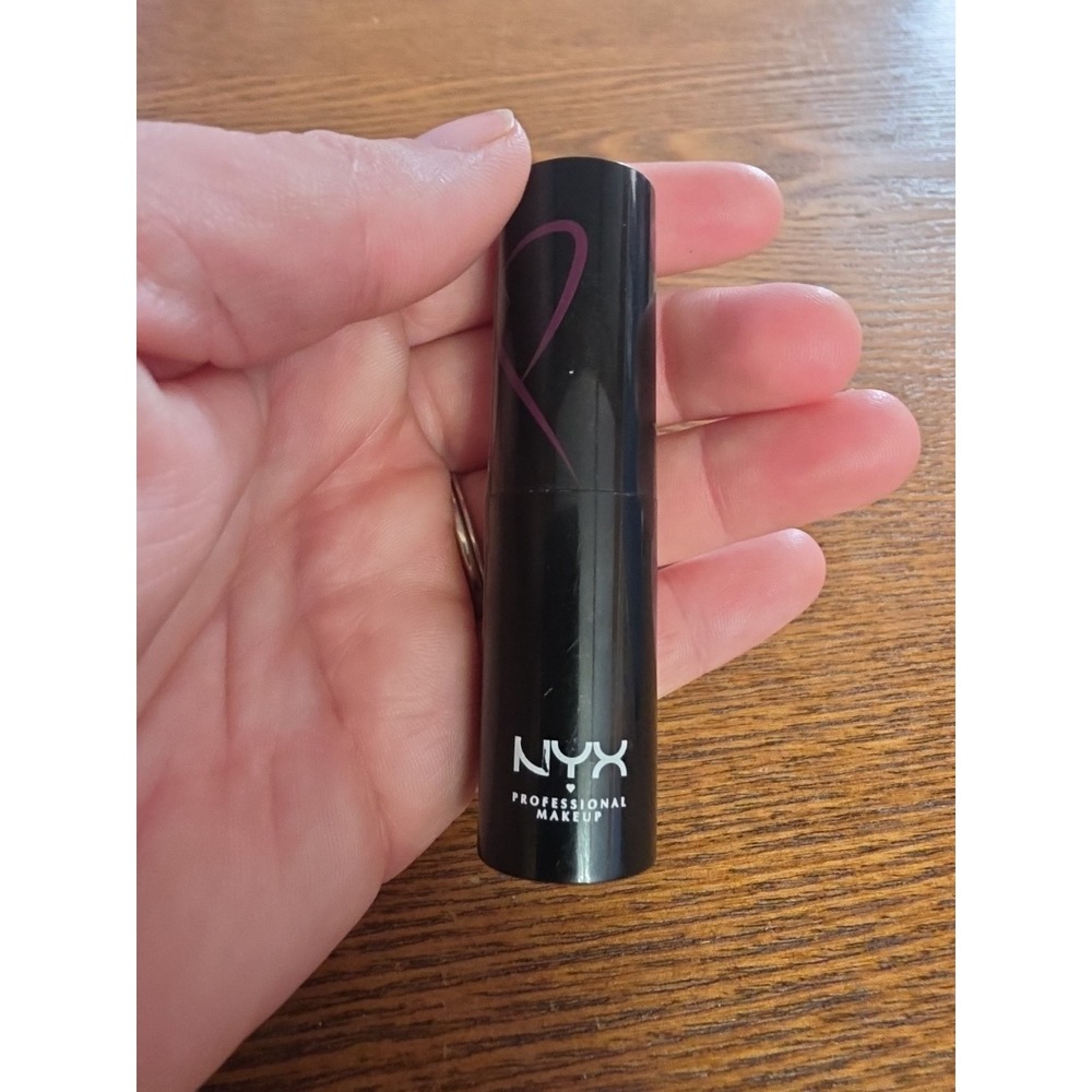 NYX Shout Loud satin lipstick Into The Night Slsl21